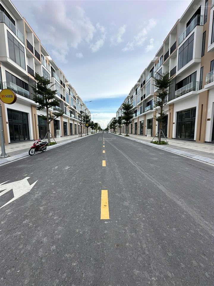 Nhà phố t&t millennia long hậu giá 5ty3 thương lượng  sdt 0778 606 *** em tơ