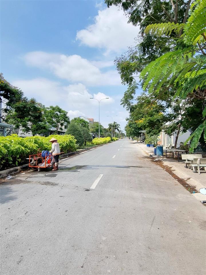 Đất nền khu dân cư nam sài gòn long hậu một trong số ít nền 2ty3  0778 606 ***