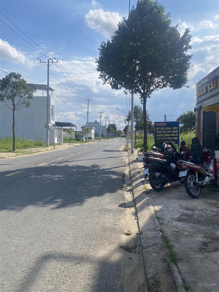 Chính chủ cần bán đất nền khu dân cư sài gòn village diện tích 80m2 hướng nam mát mẻ giá 2ty040