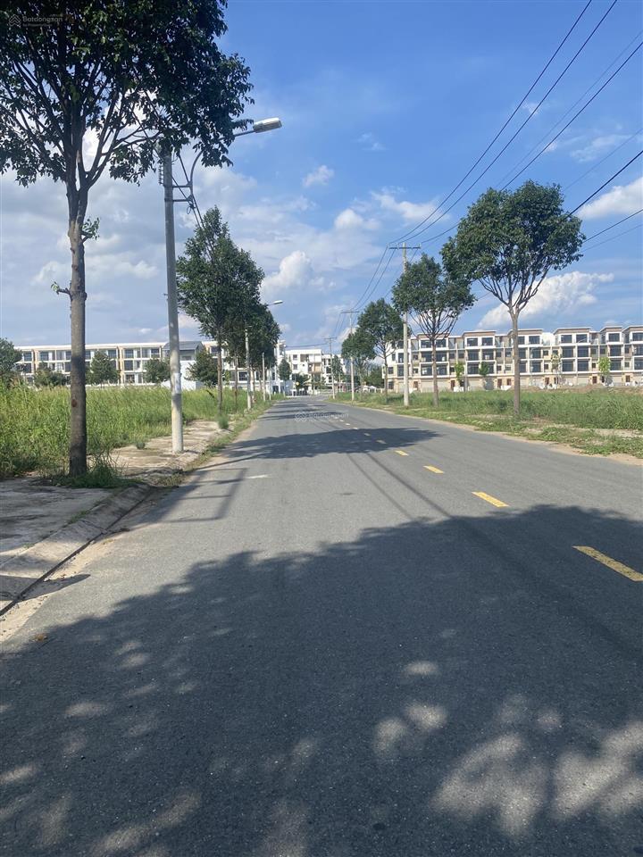 Chính chủ cần bán đất nền khu dân cư sài gòn village diện tích 80m2 hướng nam mát mẻ giá 2ty040