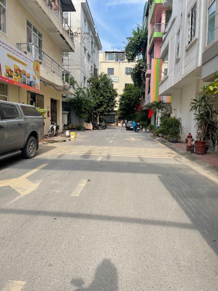 LK Mỗ Lao 50m mt5m 5tầng,khu dân trí cực cao,hiếm nhsf bán,ô tô chạy vòng quanh,dừng đỗ vào nhà,an sinh,KD đỉnh
