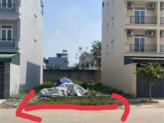 Bán đất 90m2 ngay gần VSIP cách 200m tại Nam Định giá 900 triệu