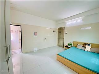 Cho thuê ccmn diện tích 30m2  có ban công, cửa sổ  bếp + nhà vệ sinh tách biệt không lo ám mùi
