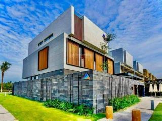 Cc bán biệt thự 3 tầng full hồ bơi view chính diện sông dòng tiền 80 tr/tháng  sổ hồng lâu dài