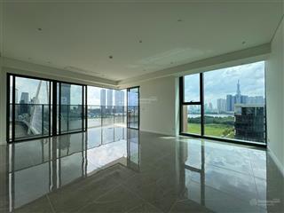 Cho thuê căn hộ 4 phòng ngủ 180m2 view trực diện sông sg và quận 1  đang trống sẵn ntcb từ cđt