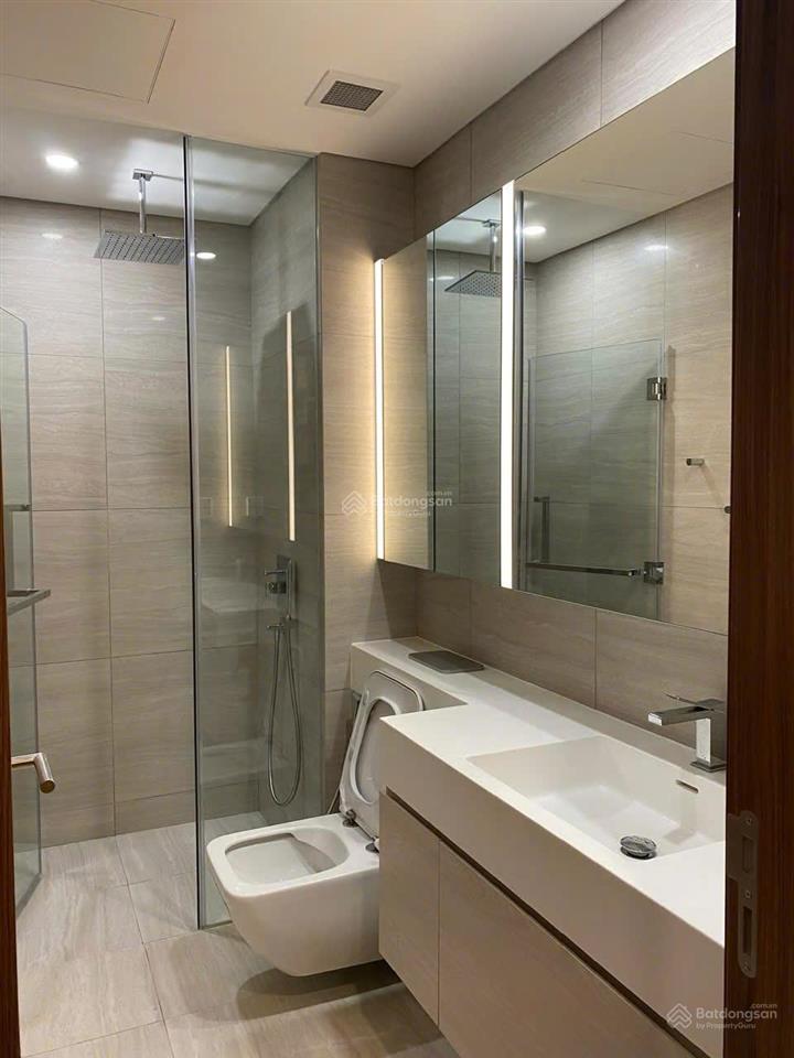 Cần bán căn 1 phòng ngủ thiết kế thành 2pn  view cầu bason  55m2  giá tốt 12.9 tỷ  đã có sổ