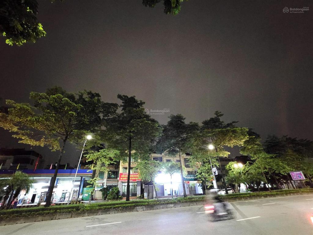 Bán nhà mặt phố ngô gia tự trung tâm long biên diện tích khủng 325m2 mặt tiền 8m