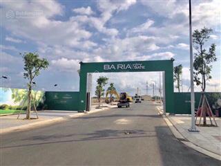 Bán nhà phố mặt tiền 21m bà rịa city gate lk4 xây 1 trệt 3 lầu đã xây nhà  0901 325 ***