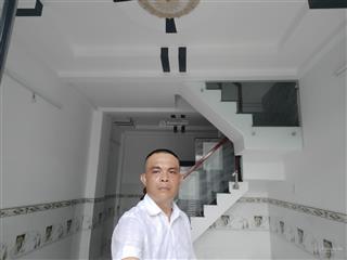 Nhà mới bến phú định 34m, 4t,ngang 4m dài 8.5 nở hậu.giá 3,75 tỷ p16 q8 , hẻm ba gác.giá tốt nhất