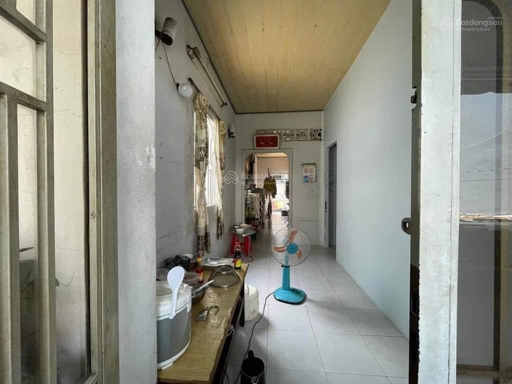 Chính chủ cần bán gấp nhà cấp 4, hẻm tôn đản, q4. dt 4,4x22m, 1 trệt, 1 lầu. shr. giá 9,5 tỷ (tl)