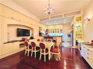 Bán nhà phố tấy sơn đống đa ô tô kinh doanh, cách mặt phố 35m, dt 111m 5t mt 5.5m giá 26.9tỷ.