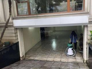 Giảm chào bán gấp biết thự mặt phố lạc long quân view hồ tây dt 154m 5t mt 8.2m giá 79.9tỷ.