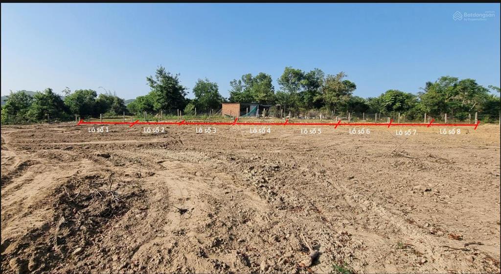 Bán lô đất full thổ cư giáp suối giá chỉ 299tr, diện tích trên 200 m2 tại ninh tân, ninh hoà