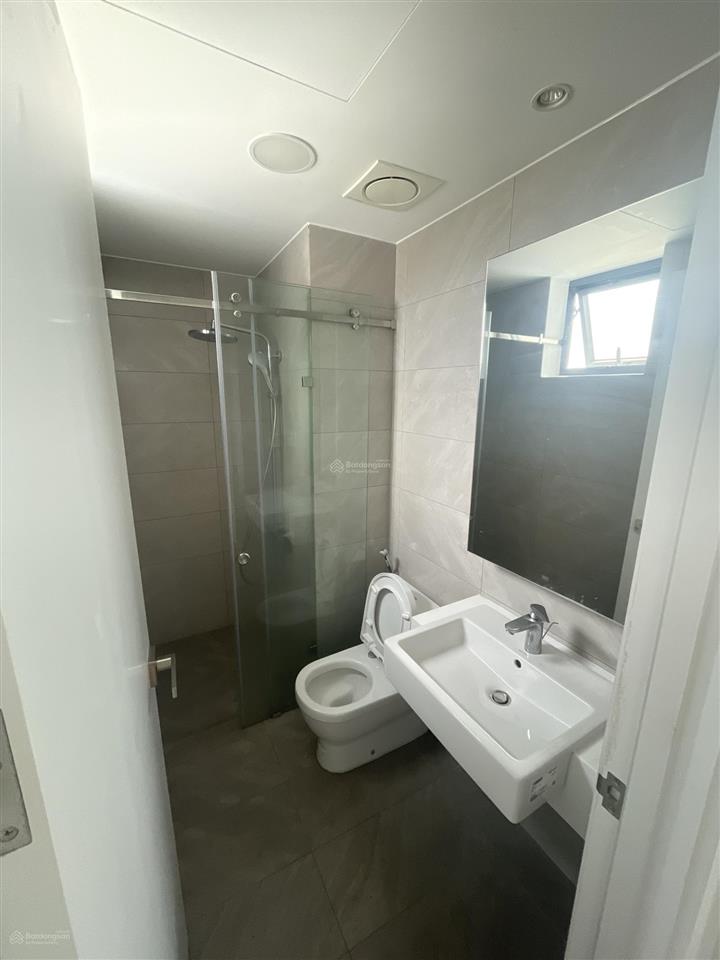 Chính chủ cần bán gấp căn góc 2pn 2wc 75m2 chung cư d'lusso quận 2, giá 7 tỷ chốt nhanh