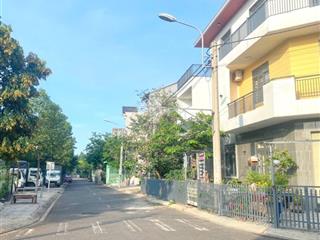 Bán nhà gác lửng thổ cư tđc long bình amata đường nhựa vỉa hè giá chỉ hơn 2 tỷ.