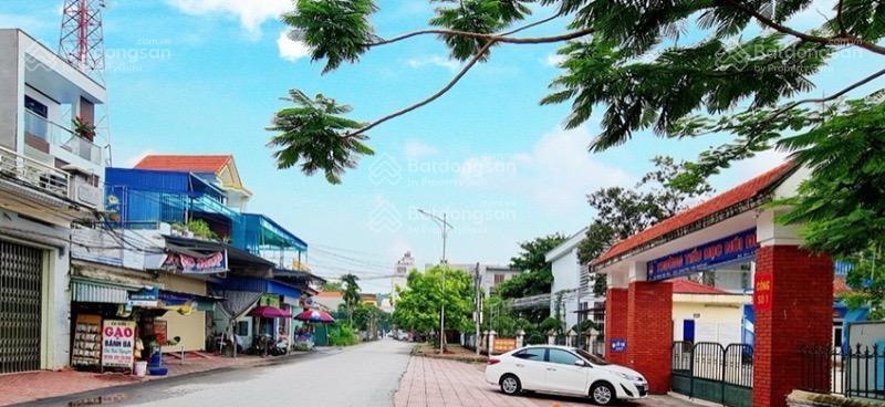 Bán lô tuyến gò gai tuyến 1 vị trí đắc địa nhất, dt 100m2 ngang 5m. em đức 0383 196 *** (zalo)