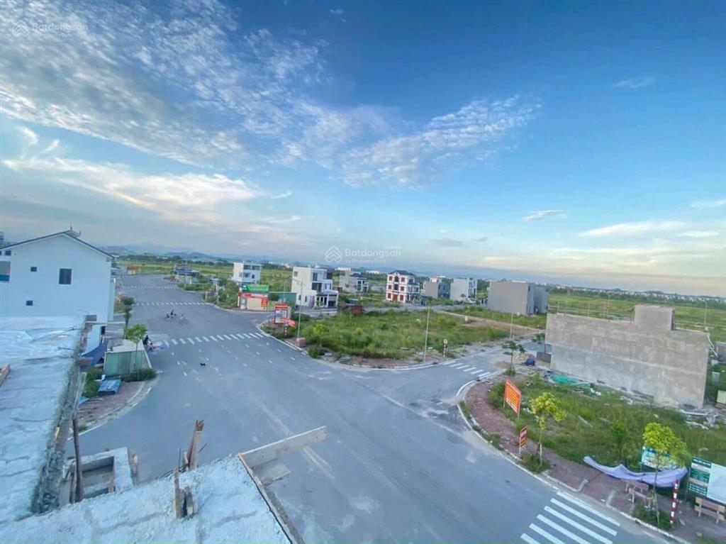 Bán ap góc trục 26m áp tràn bsc cực đẹp ngang 6m 102m giá 6tỷxxx.  em đức 0383 196 ***(zalo)