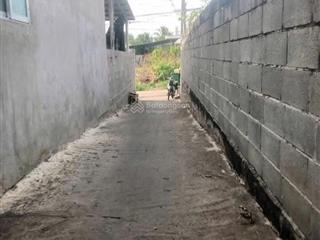 Siêu phẩm mũi né.
bán đất tặng nhà cấp 4 còn mới.
 tổng diện tích đất 121m2 full thổ (ngang 10m )