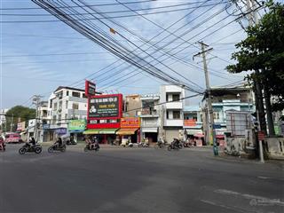 Bán nhà 1 trệt 2 lầu mặt tiền trần phú phường phan thiết  lâm đồng ( bình thuận cũ )