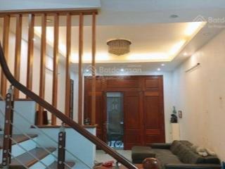 Phúc lợi, cần bán nhà riêng 3 tầng, lô góc 68m2 x mặt tiền 4.5m x 128tỷ long biên. ô tô