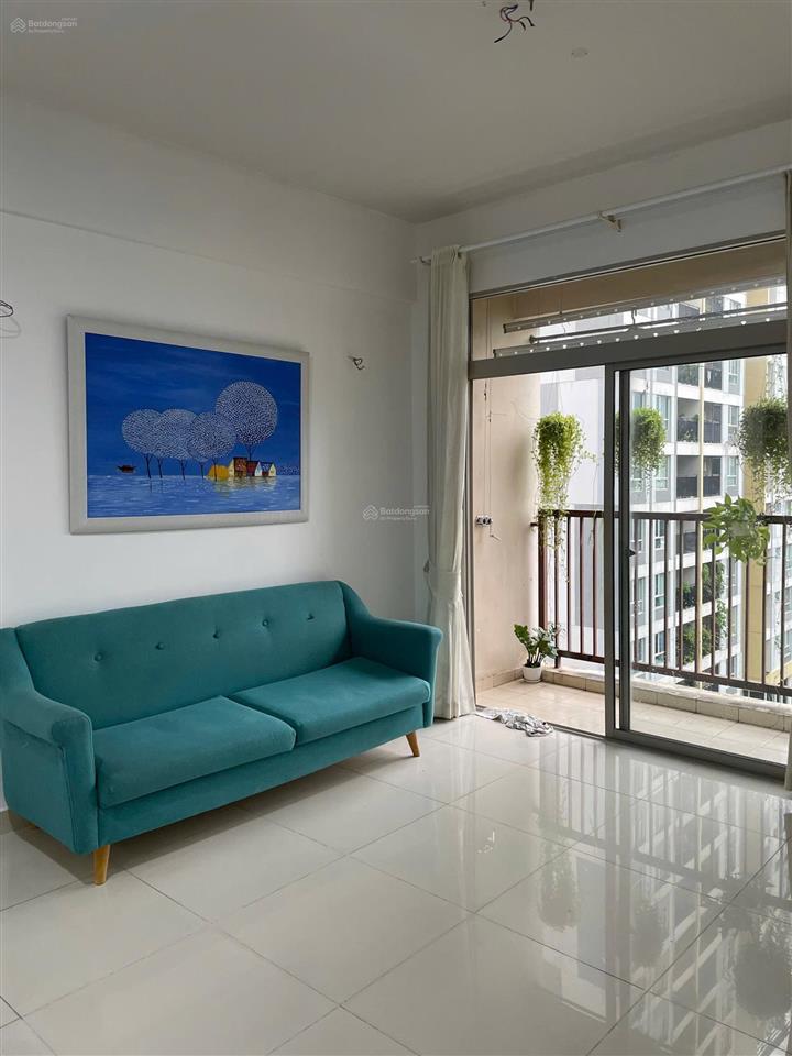 Bán căn hộ parc spring 2pn , 1wc , nội thất cơ bản . có sổ hồng. giá bán 4,3 tỷ ib 0901 199 *** zl