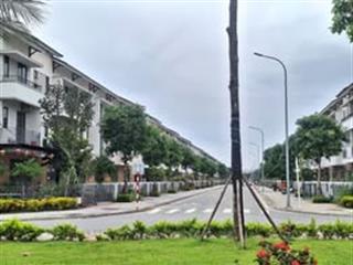 Qũy căn giá tốt tháng 10/2025 ngay vành đai 3 hà nội. kđt centa vsip từ sơn.  0865 706 ***