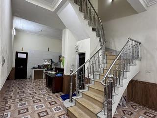 Chính chủ cho thuê nhà nguyên căn 3 tầng phố thượng thanh, long biên