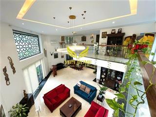 Cho thuê villa 400m2 đầy đủ nội thất cao cấp khu fideco thảo điền giá 171 triệu/tháng