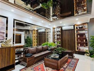 Bán nhà ngõ 371 kim mã 6 tầng thang máy full nội thất như khách sạn