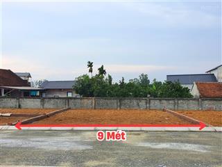 Duy nhất 1 lô 100m2 vuông như bánh trưng, siêu rẻ, phú cát  quốc oai cách nhà máy in tiền 2,5km