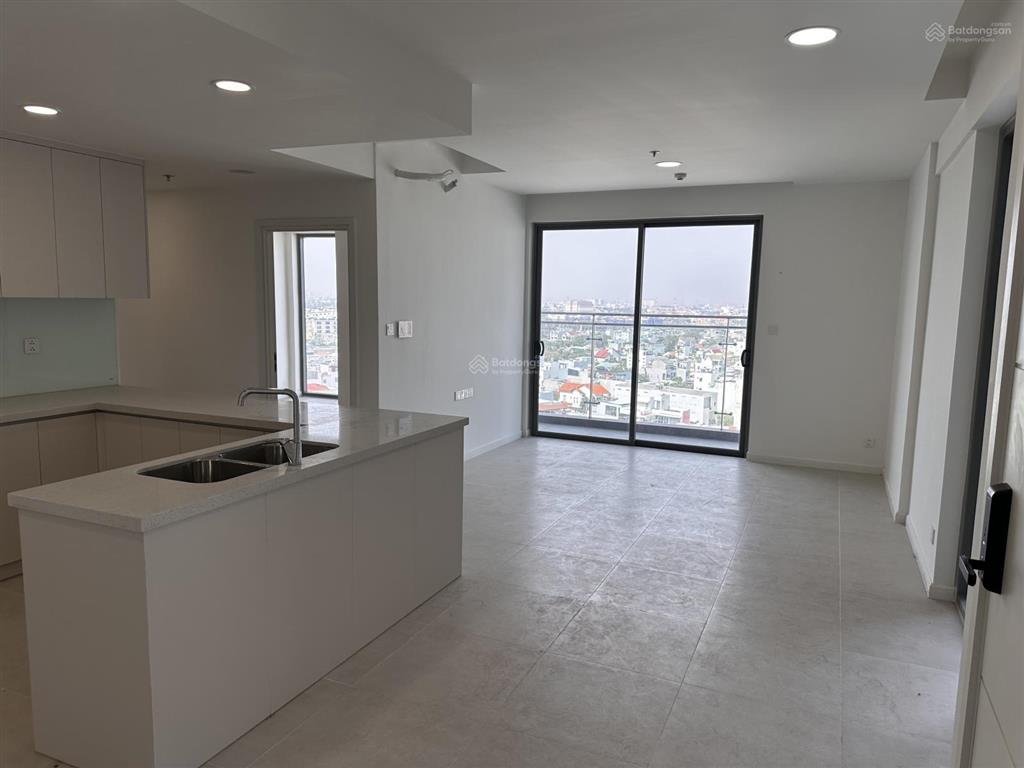 Giỏ hàng căn 3pn 102110m2 cần bán nhanh trước khi ra sổ  tầng cao đủ view  sẵn hđ thuê