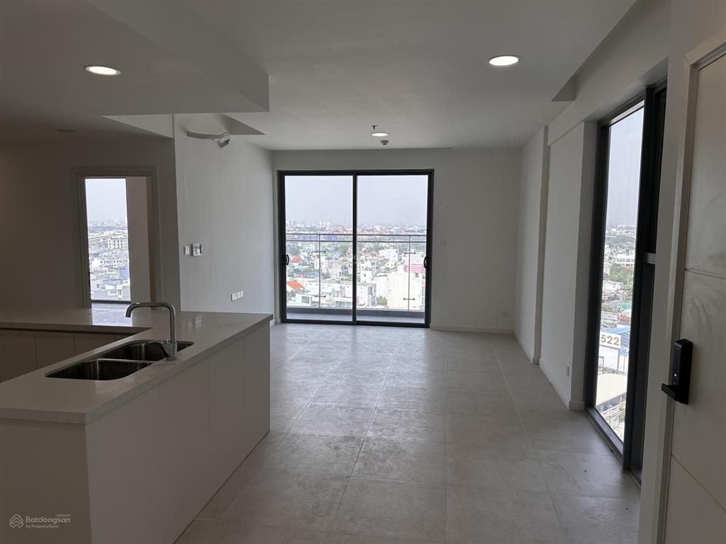 Giỏ hàng căn 3pn 102110m2 cần bán nhanh trước khi ra sổ  tầng cao đủ view  sẵn hđ thuê