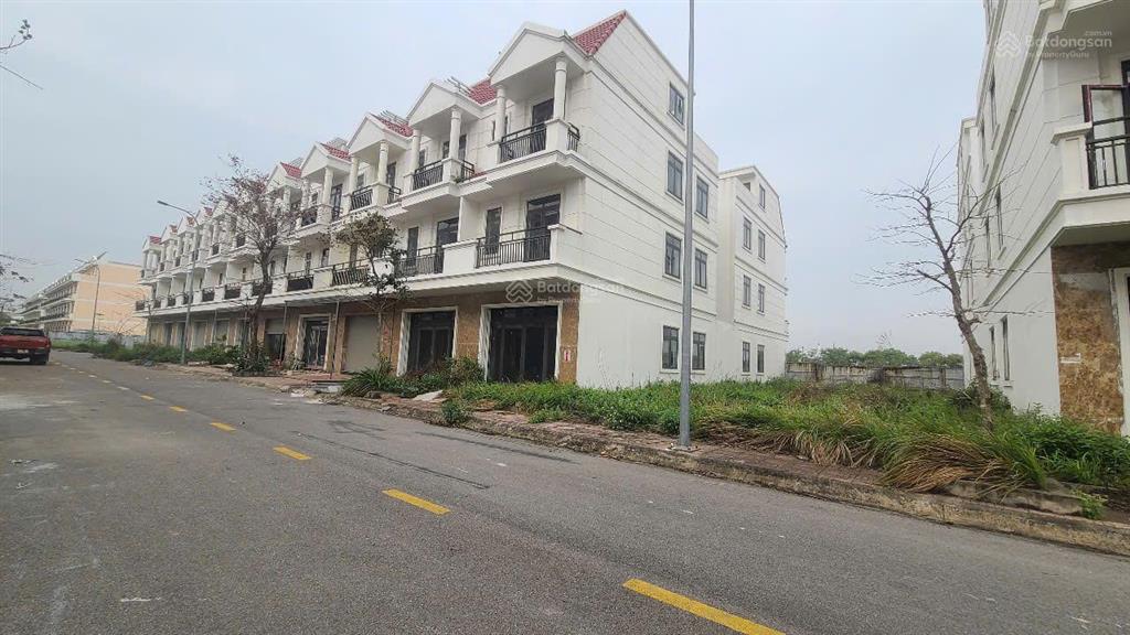 Shop giá tốt không căn nào bằng chân đế chung cư, chỉ với 5,8 tỷ, 75 m2