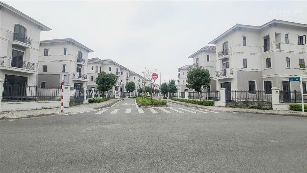 Duy nhất 1 căn biệt thự giá tốt nhất tại centa city, gần công viên và bãi đỗ xe