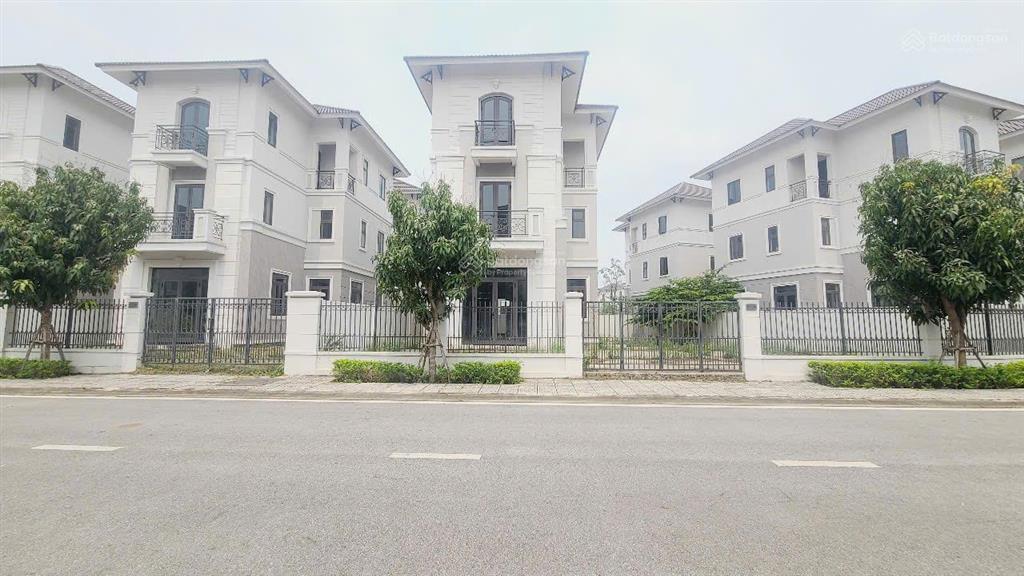 Duy nhất 1 căn biệt thự giá tốt nhất tại centa city, gần công viên và bãi đỗ xe