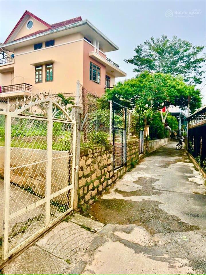 Chính chủ cần bán gấp lô đất vị trí đẹp ngay trung tâm phường 9, tp. đà lạt, lâm đồng