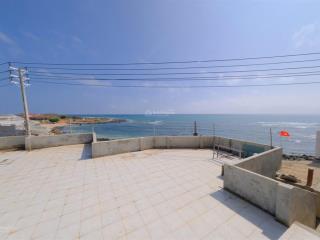 Chính chủ cần bán căn nhà 2 mặt tiền, view biển ngay đảo phú quý, bình thuận