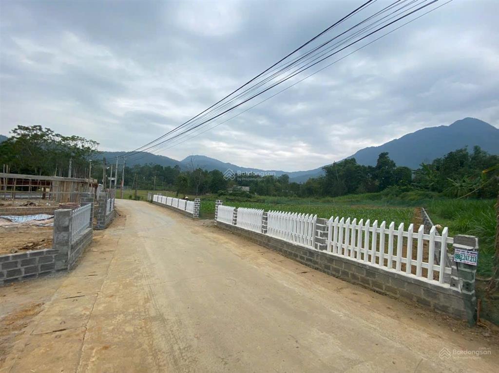 Chính chủ gửi bán lô đất mặt đường rộng miên man. vân hòa ba vì
