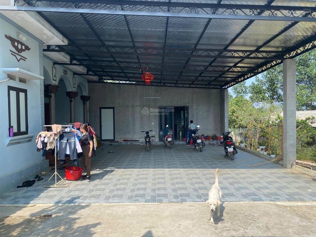 Đất nghỉ dưỡng sẵn sách vali về ở