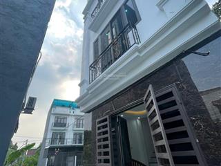 Nhà 3t dt 42m2 gần nhà văn hoá,20m ra đường ôtô,100m trục chính xã hưng đạo chỉ 3 tỷ 0906 045 ***