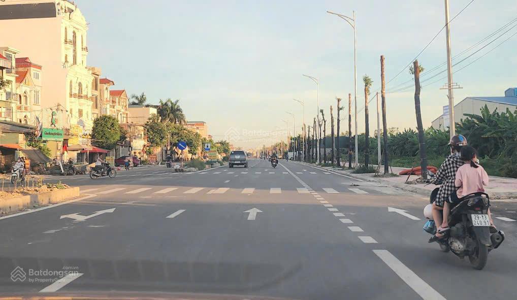 Bán nhà 4tx43m2,300 chợ trường học 1,2.. gần cầu thạch bích tặng gói full nội thất 3,75 tỷ