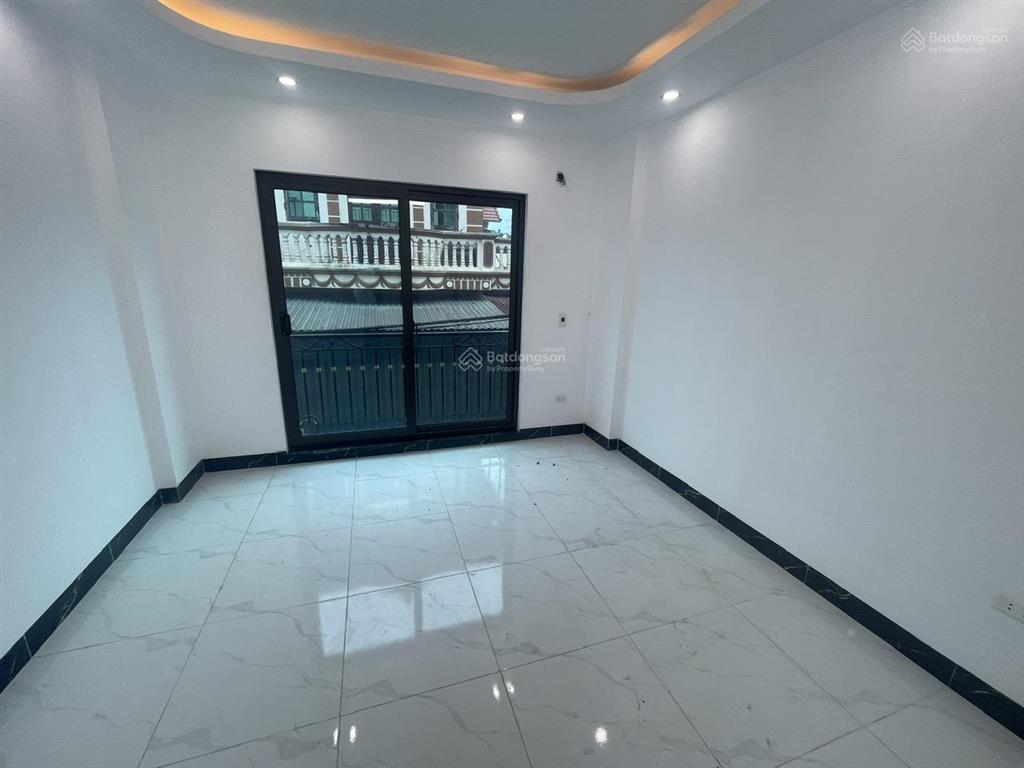 Nhà 4tx33m2(5 ngủ) 300 vành đai 4 đường cienco5 gần khu đô thị thanh hà cự khê giá 4,05 tỷ