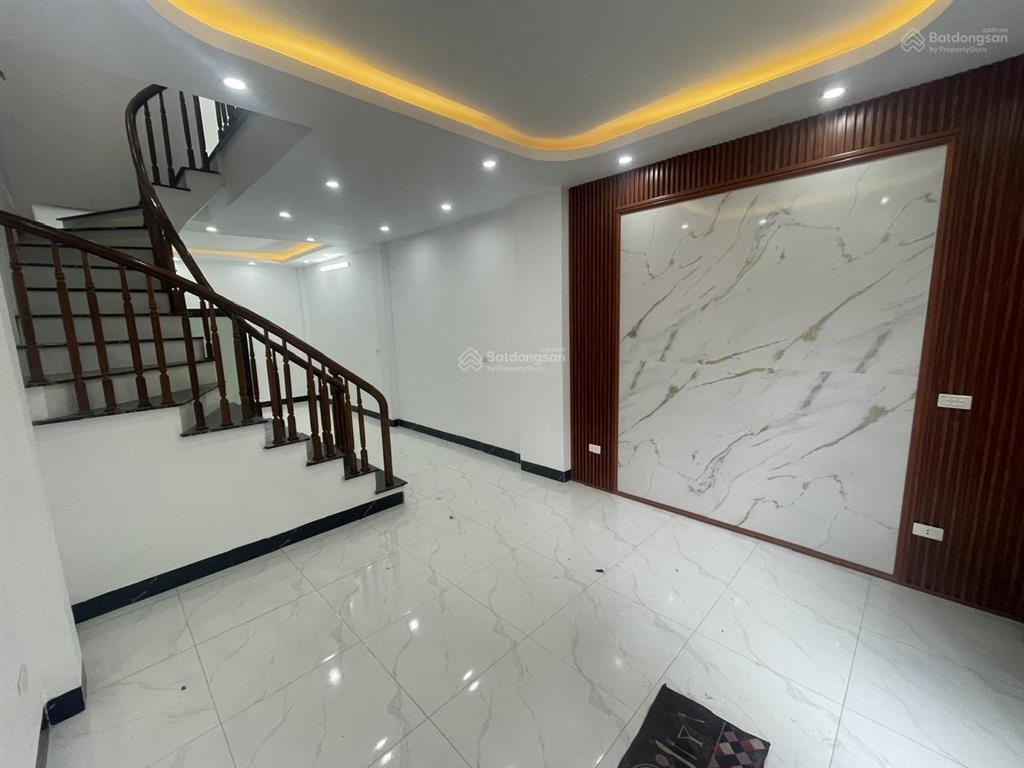 Nhà 4tx33m2(5 ngủ) 300 vành đai 4 đường cienco5 gần khu đô thị thanh hà cự khê giá 4,05 tỷ