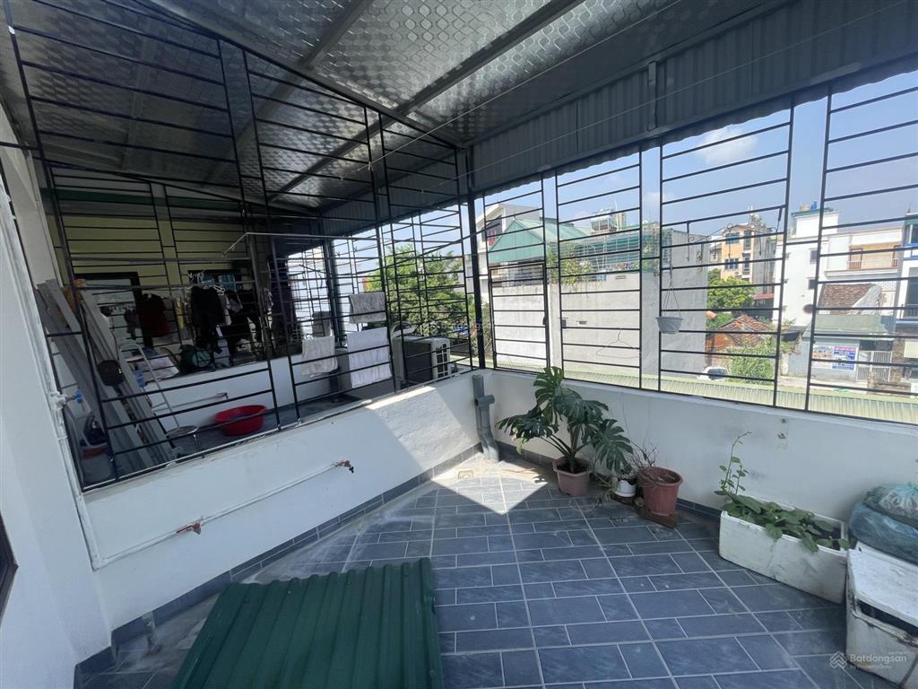 Nhà lk 50m2 gần đường ô tô đỗ,500m trường học cấp 1,2 ubnd hưng đạo chỉ 3,6 tỷ