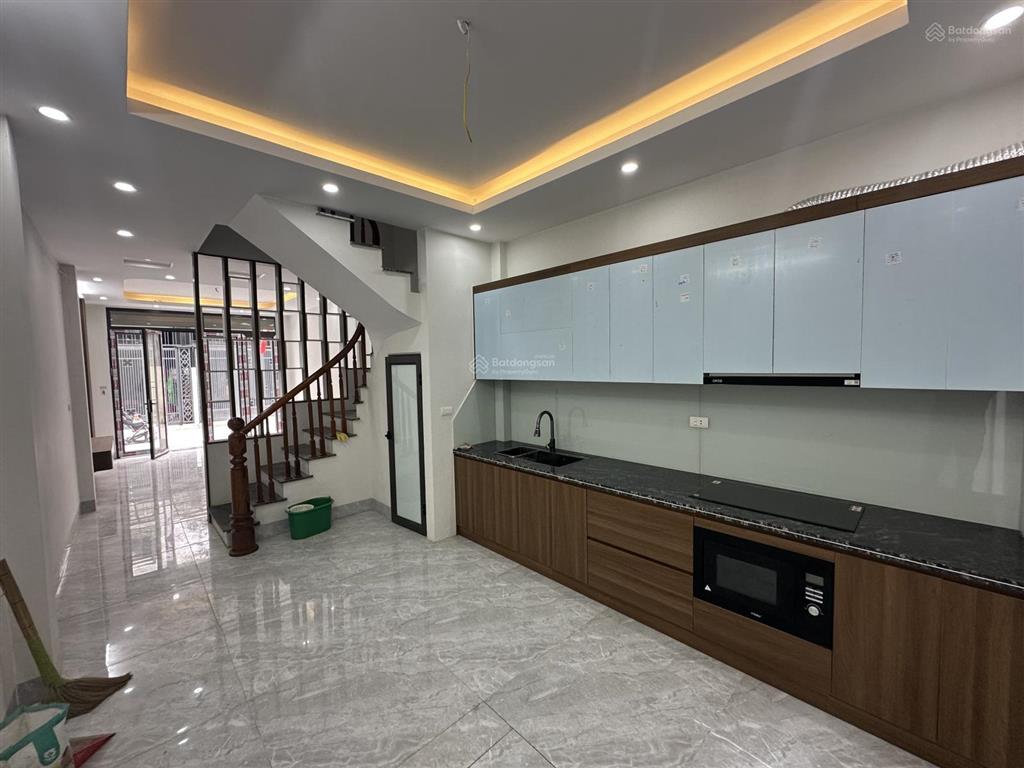 Nhỉnh 3 tỷ có ngay cả nhà và đất 3tx45m2 đường ôtô gần đường cenco5 khu công nghiệp tân ước