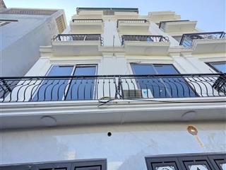 Duy nhất 1 căn nhà 4t dt 32m2, 20m đường ôtô tránh nhau, 300m hồ an thắng biên giang chỉ có 3,25tỷ