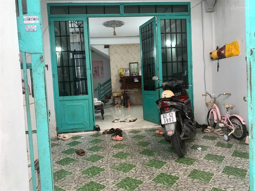 Hàng hiếm! nhà 68m2 hiện hữu| 2 tầng| có sân đậu xe trước nhà| đường phú định p. 16 quận 8