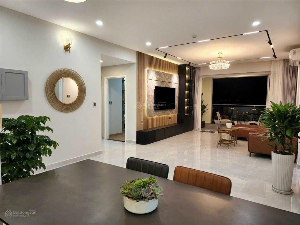 Căn hộ garden court phú mỹ hưng  3pn  132m²  view công viên  giá tốt 12 tỷ