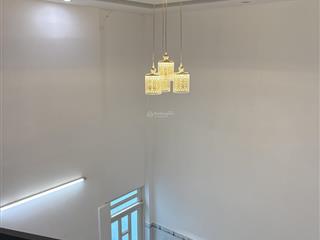 Ngay chung cư lan phương trường thọ, thủ đức. nhà 2 tầng 3 pn hẻm xe hơi. dt 90m2 giá 5.7tỷ