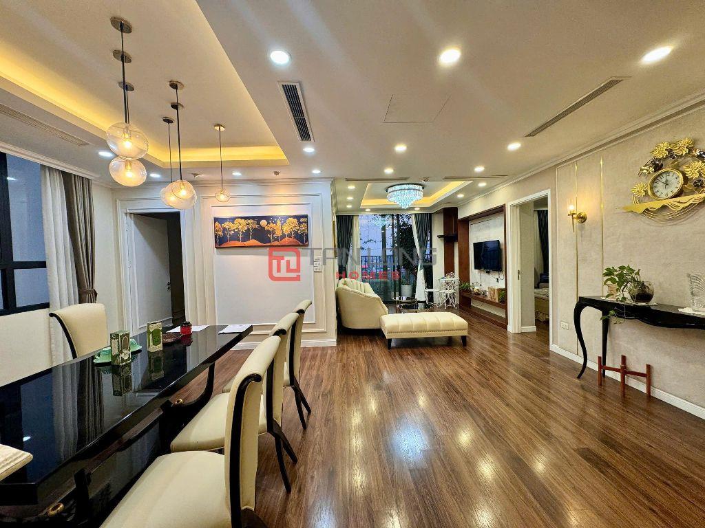 Bán 132m2 N01T1 Ngoại Giao Đoàn, 3 Ngủ Ban Công Hướng Mát, View Hồ điều Hòa - Ánh 0973781843